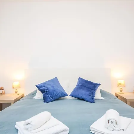 Forum Oasis Apartment *