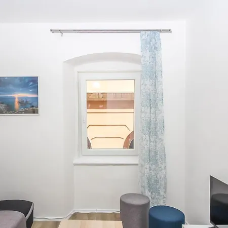 Forum Oasis Apartment