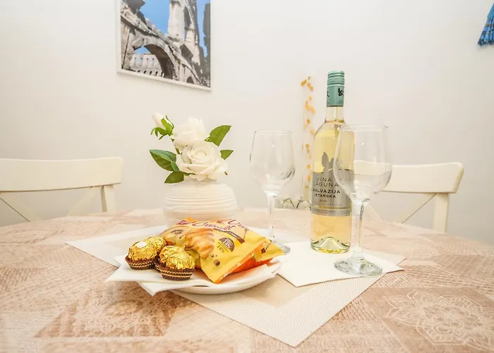 Forum Oasis Apartament Pula